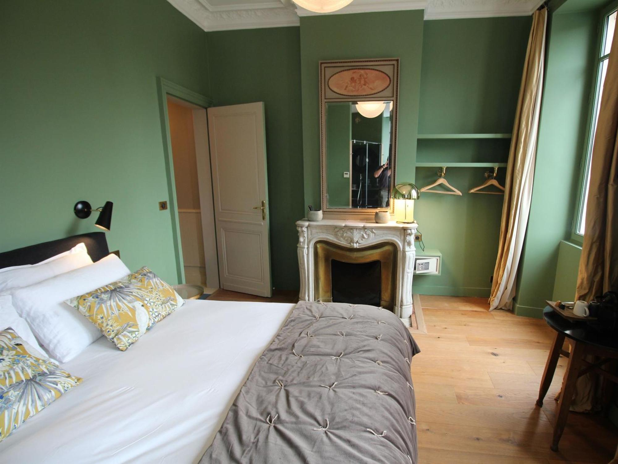 B&B L'Escapade Bordelaise - Cote Jardin Bordeaux Ruang foto